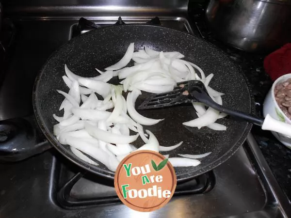 beef with onions