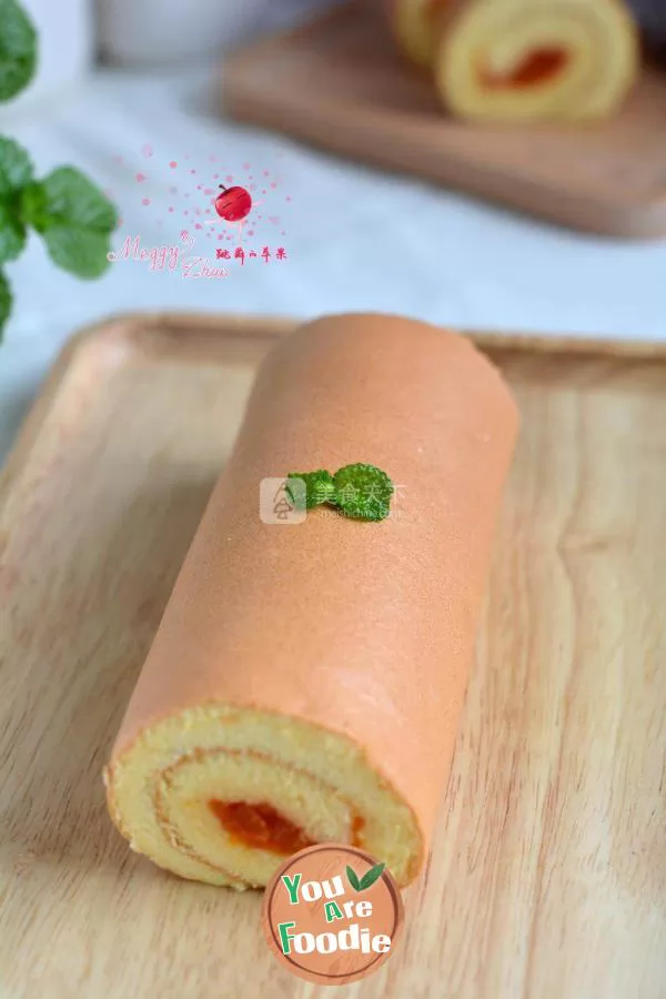 Papaya Jam Cake Roll