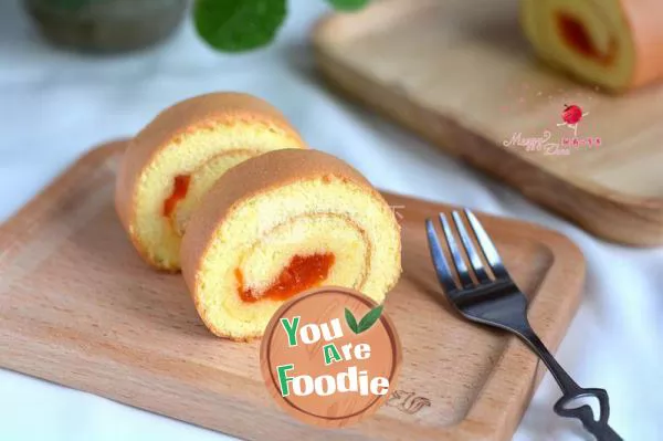 Papaya Jam Cake Roll