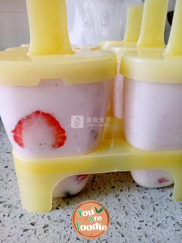 Fruit yogurt ice cream