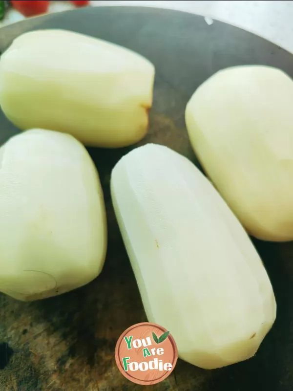 Spicy lotus root slices