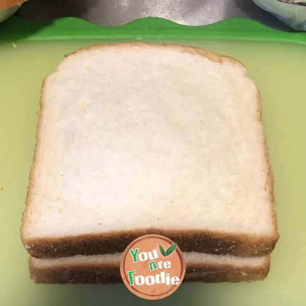 Instant breakfast egg sandwich