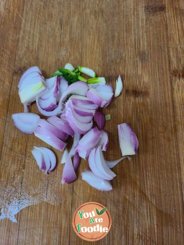 Stir fried Shredded Pork with Dried Lettuce