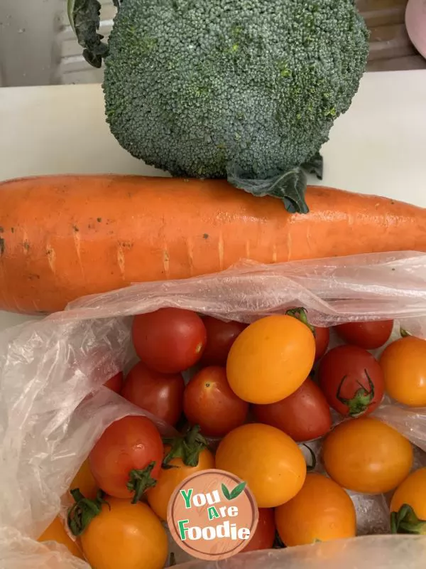 Vegetable Christmas Tree