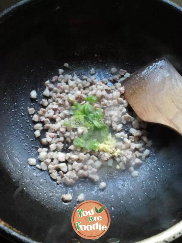 Steamed tofu with minced meat