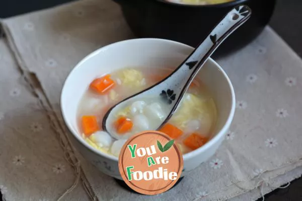 Glutinous rice balls with fermented pumpkin