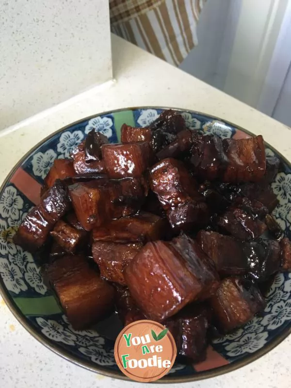 Braised pork in honey sauce