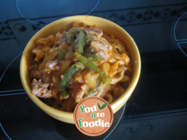 Braised-noodles-with-beans