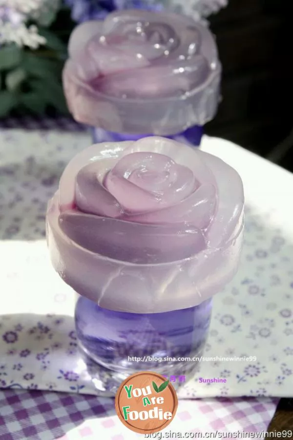 Crystal clear moon cake ----- Crystal Purple Potato moon cake