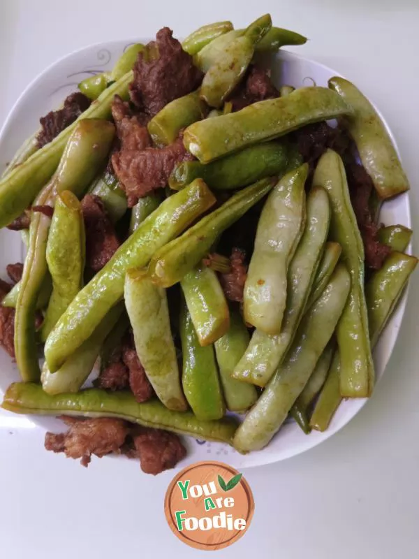 Fried-meat-with-beans