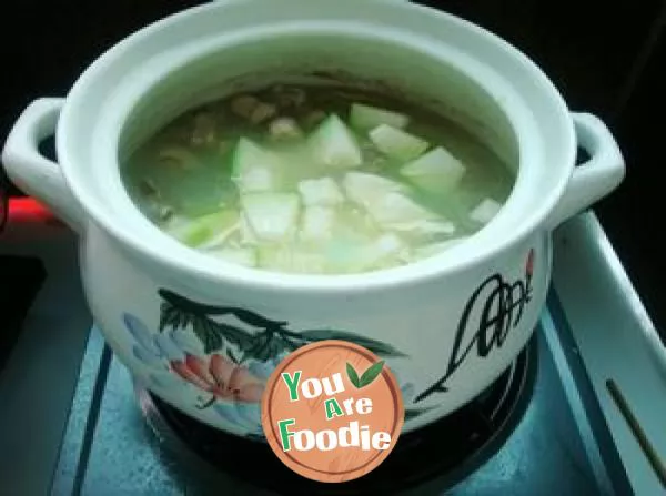 Winter melon and job's tears duck soup -- the soup is delicious and suitable for all ages