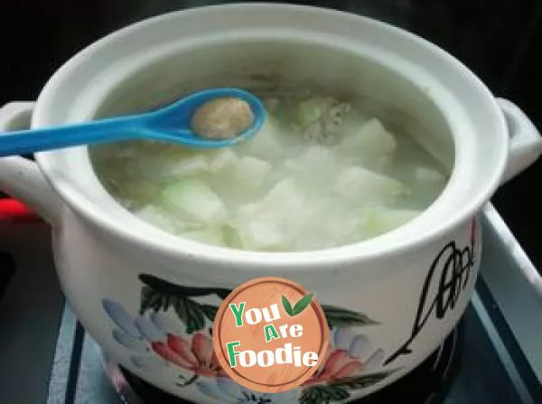 Winter melon and job's tears duck soup -- the soup is delicious and suitable for all ages