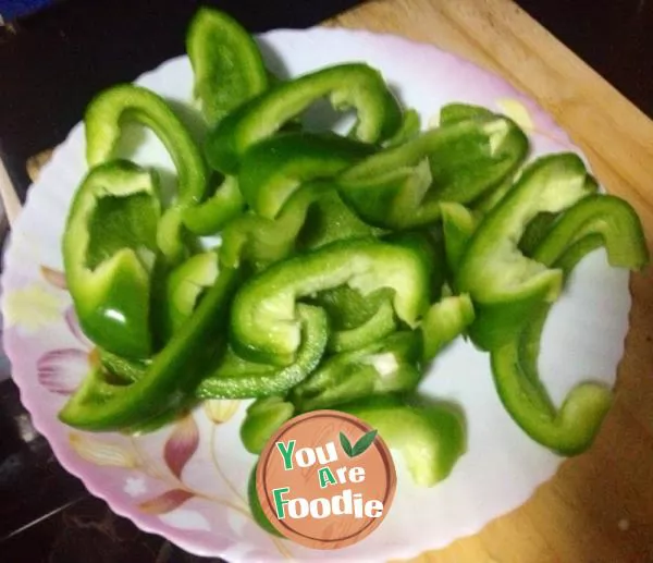 Sauteed Beef with Green Pepper