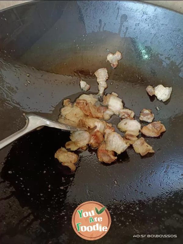 Fried beans with pork