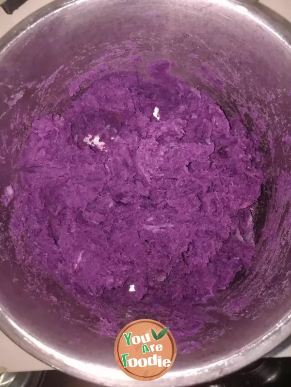 Purple potato buns