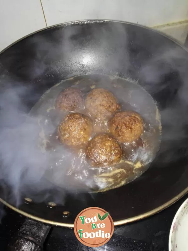 Stewed Pork Ball in Brown Sauce