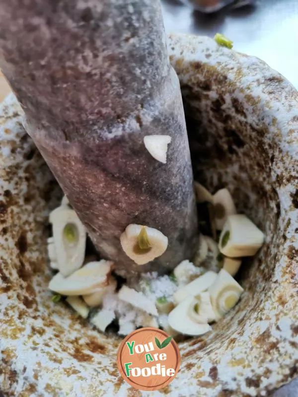 Steamed Celery Leaves