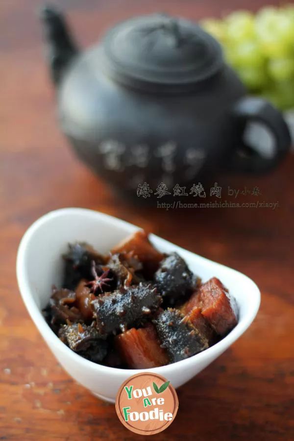 Deluxe braised pork for family banquet -- braised pork with sea cucumber