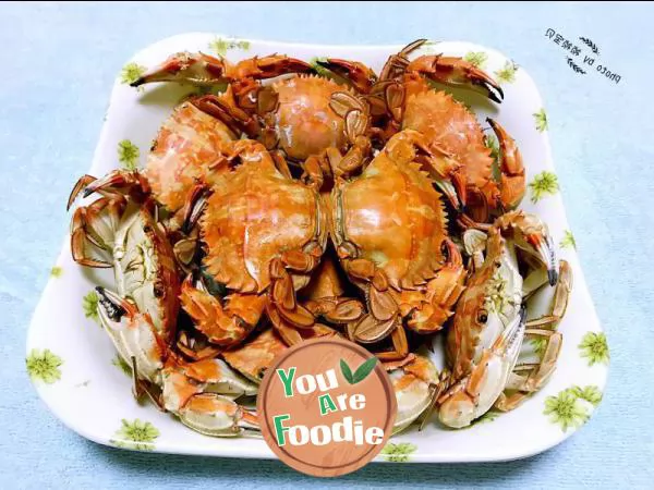 Steamed crab with flower cover