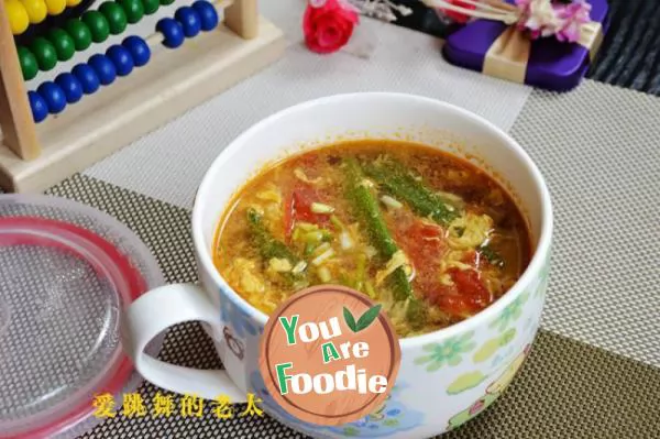 Okra tomato egg soup