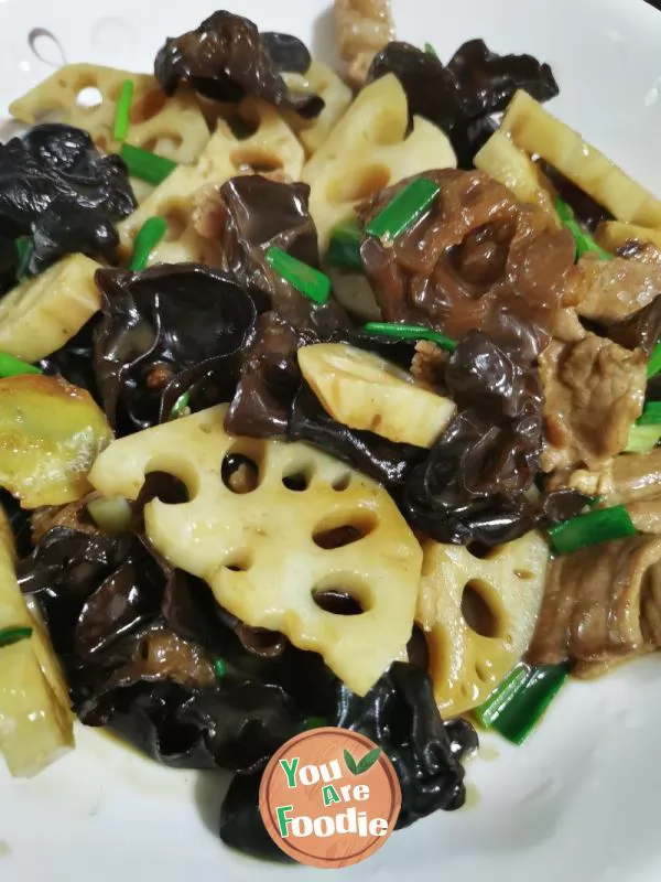 Fried Pork Slices with Black Fungus and Lotus Root