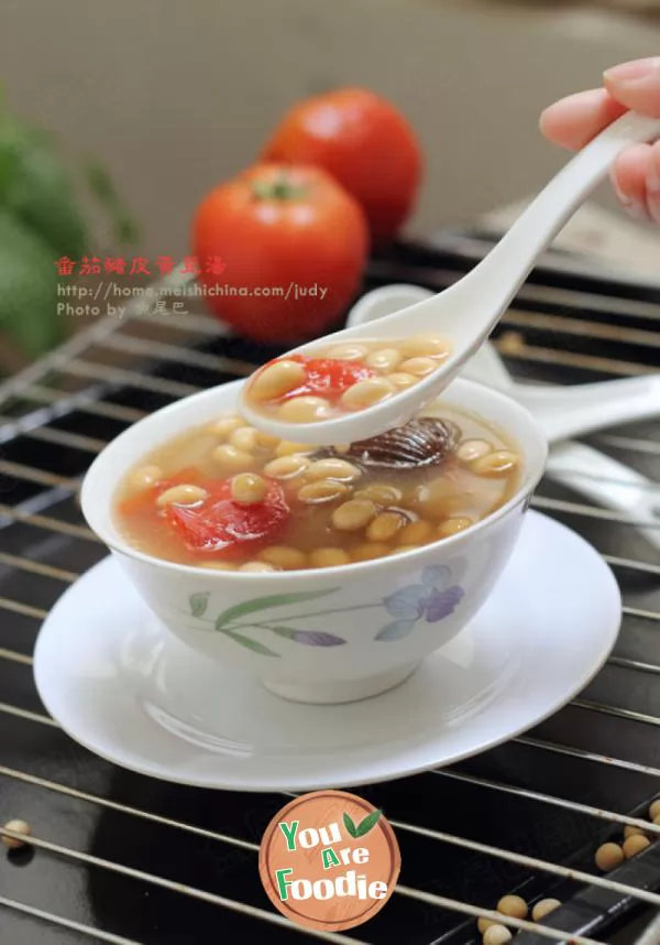 The most affordable collagen supplement method ----- tomato, soybean and pig skin soup