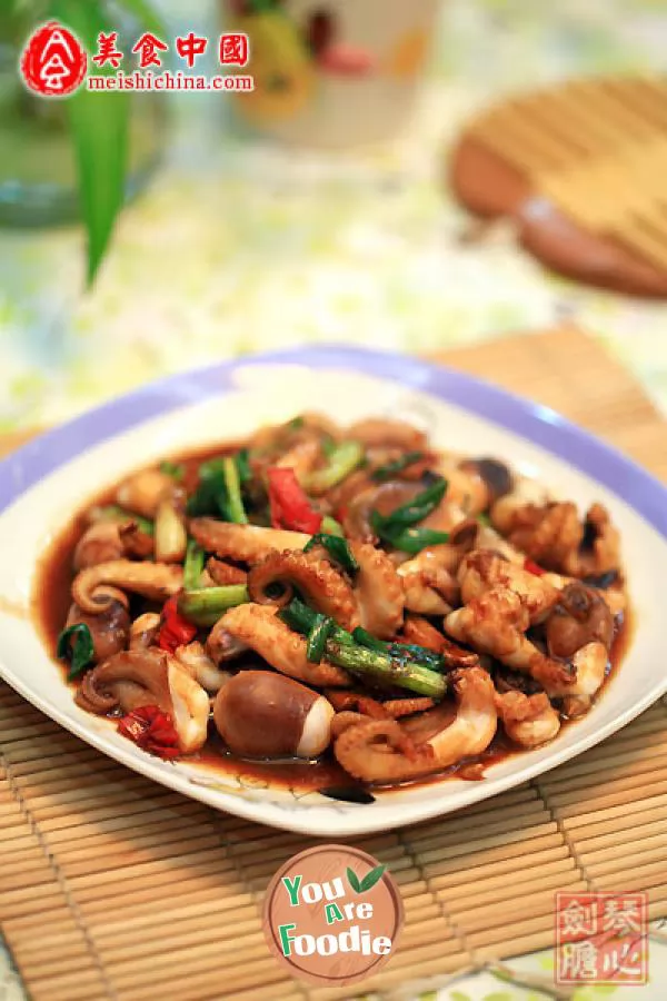 Stir fried octopus in soy sauce