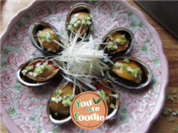 Steamed Fresh Abalone with oyster sauce