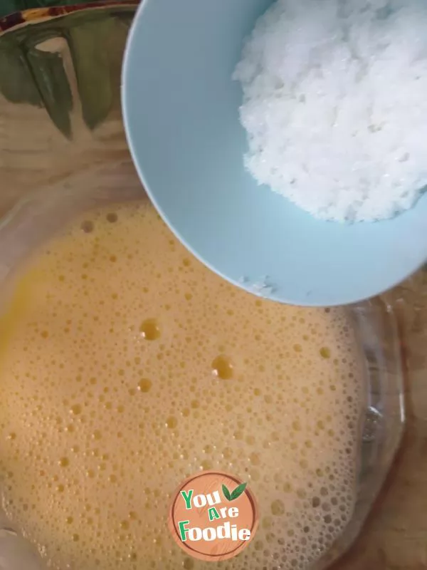 Boiled ass hide glue with water to make eggs