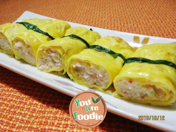 Shrimp rolls with egg skin