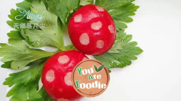 Plate decoration - cherry, radish and mushroom