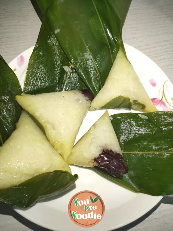 Red date zongzi