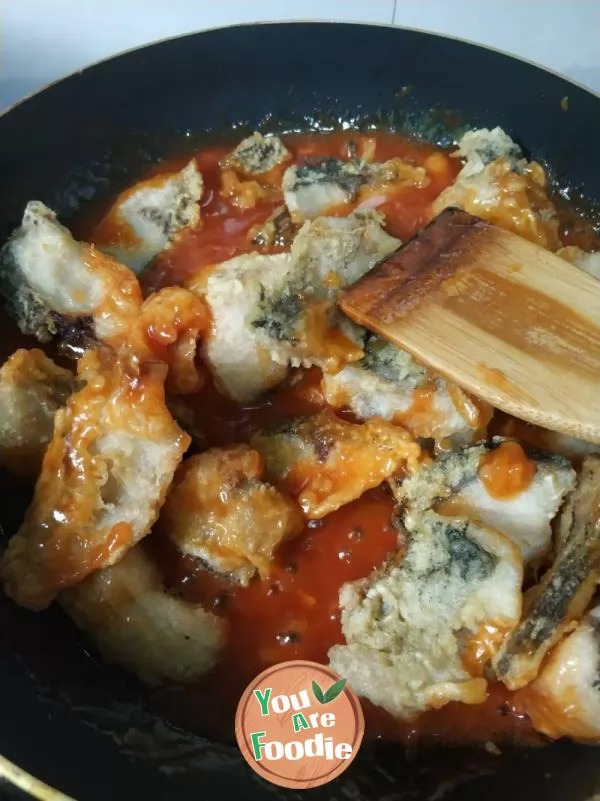 Sweet and sour tiled fish