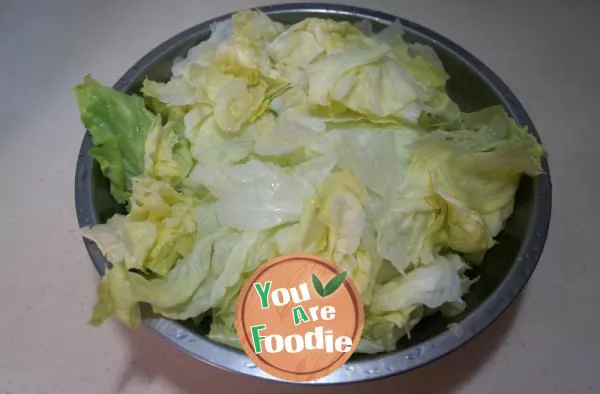 [Beijing] stir fried lettuce