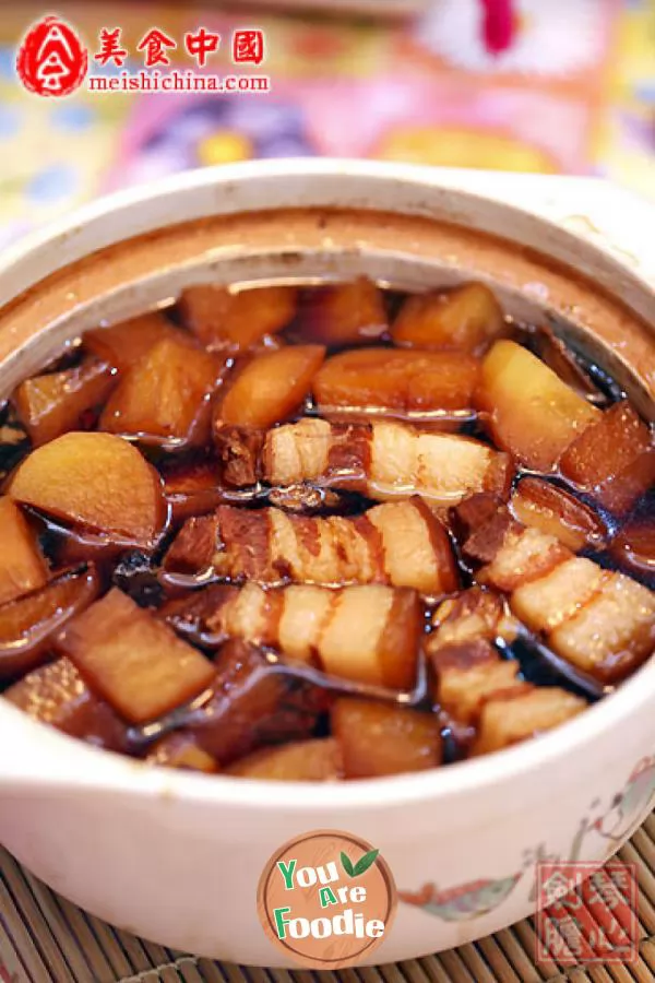 Stewed-pork-with-potato