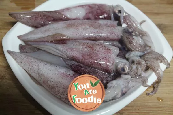 Braised squid with soy sauce