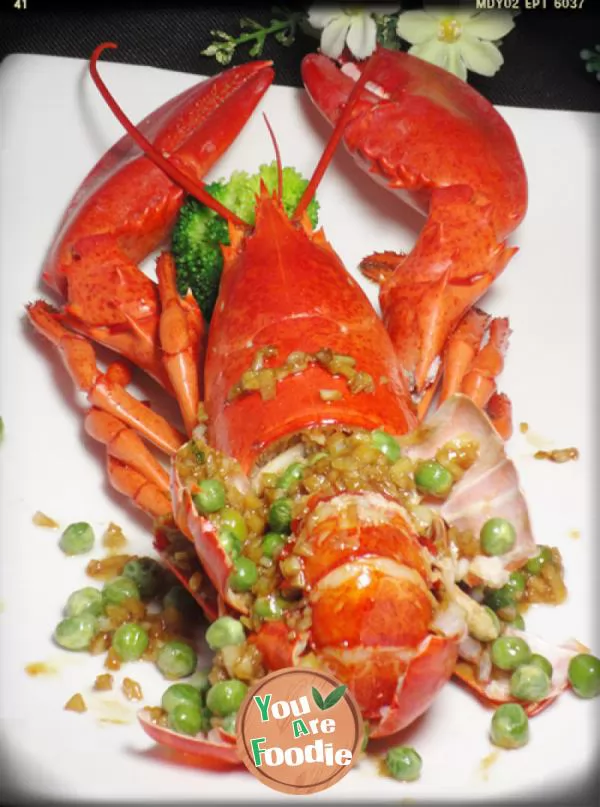 Red-hot----lobster-with-minced-garlic