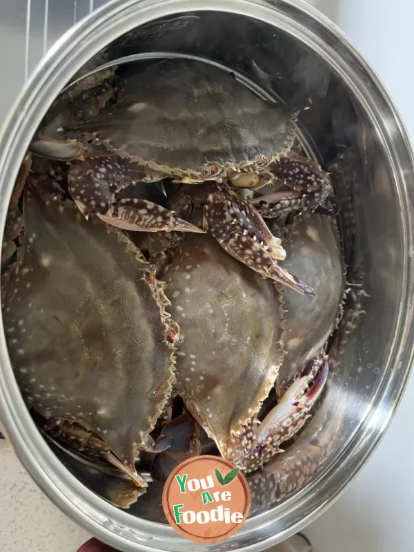 Steamed swimming crab