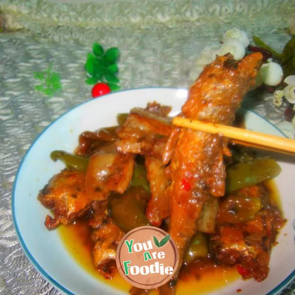 Steamed fish with sour pepper