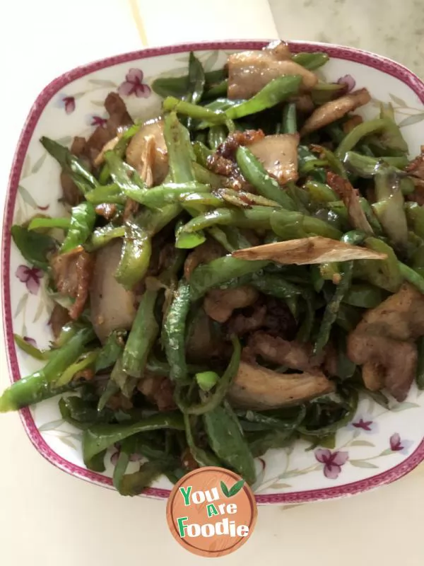 Stir fried pork with green pepper