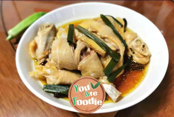 Steamed chicken with Morel