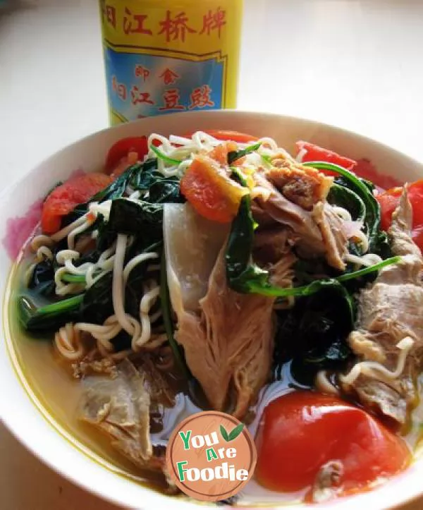 The best product for nourishing Yin in summer --- duck meat and pepper leaves