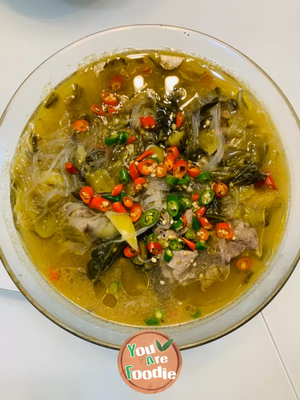 Fat-beef-in-sour-soup