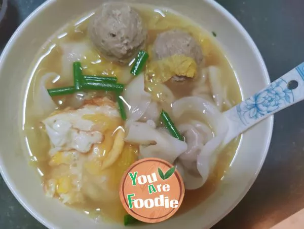 Wonton with beef balls