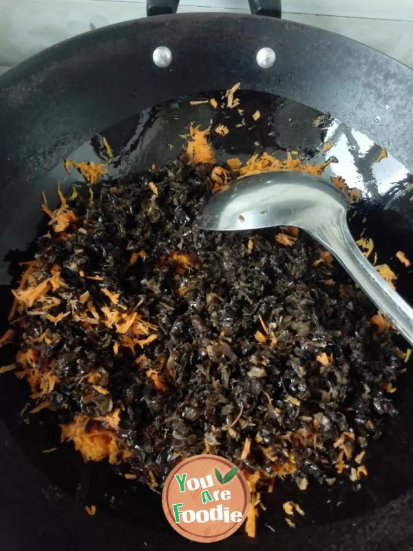 Fried bread with coarse cereals