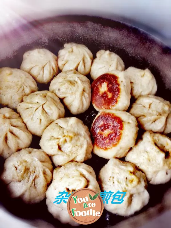 Fried bread with coarse cereals