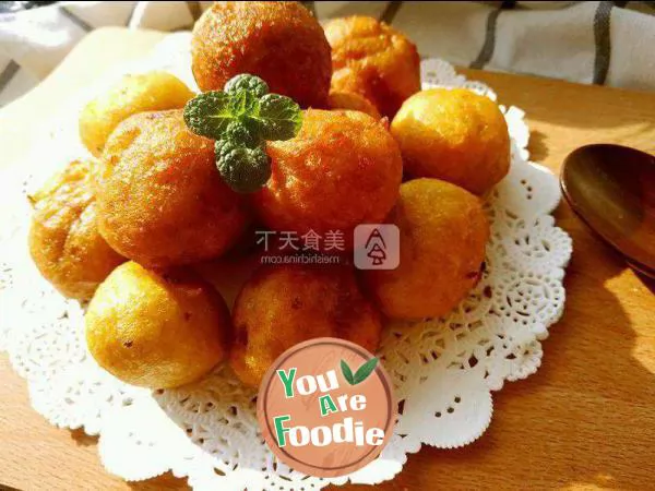 Fried sweet potato balls