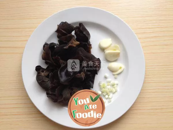 Sauteed Chinese Yam with Black Fungus