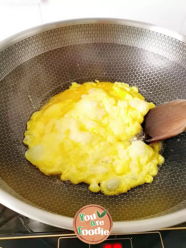 Rice with egg and towel gourd soup