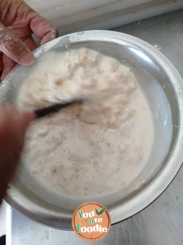 Preparation method of corn flour